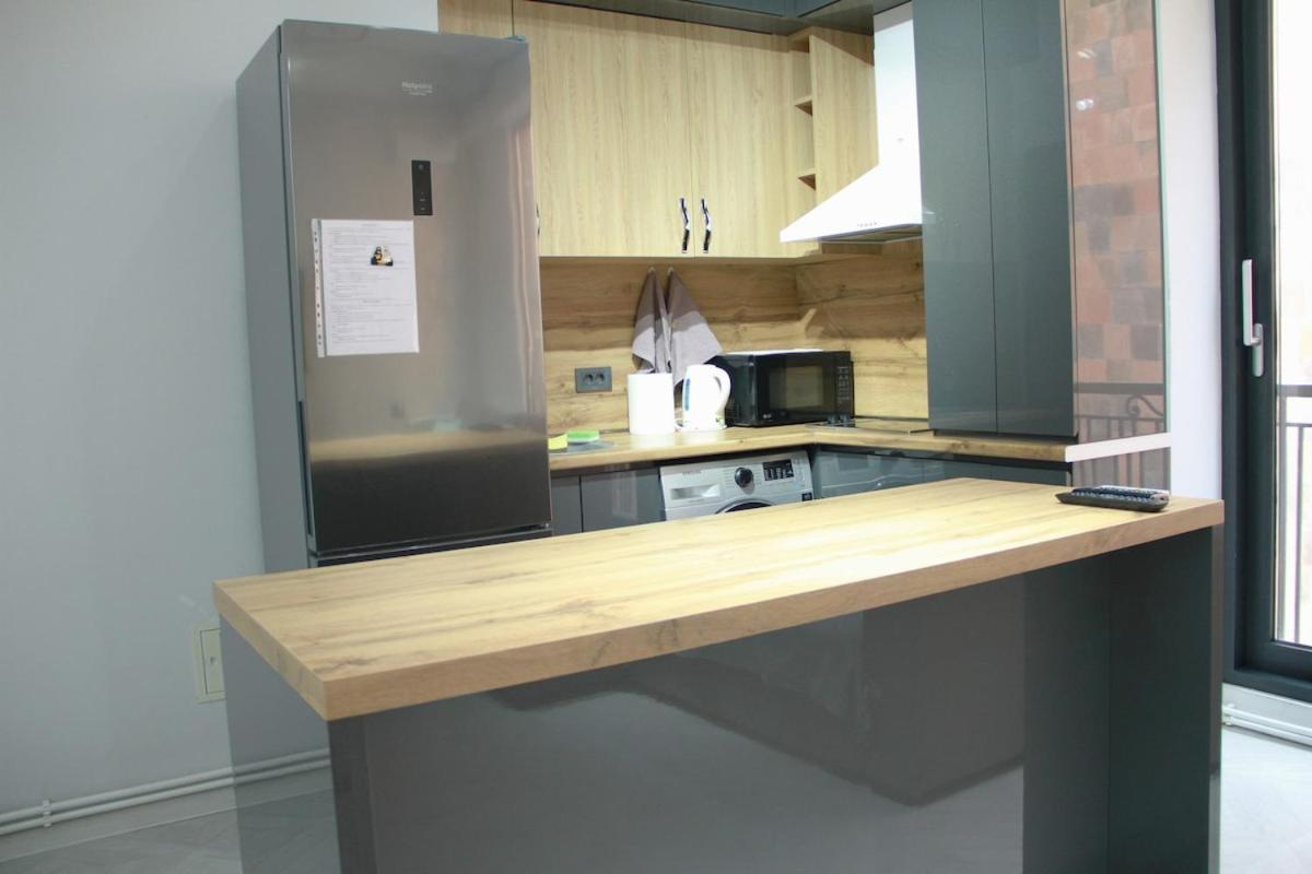 City Center Apartment Ереван Экстерьер фото