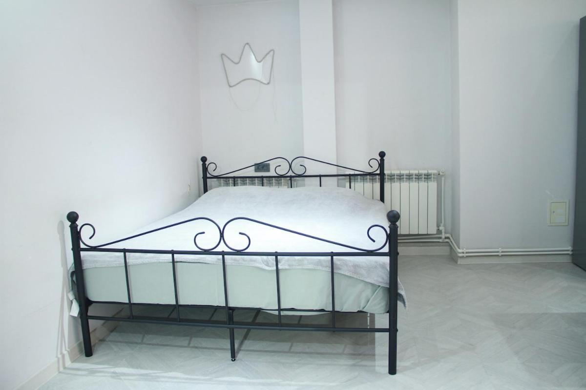 City Center Apartment Ереван Экстерьер фото