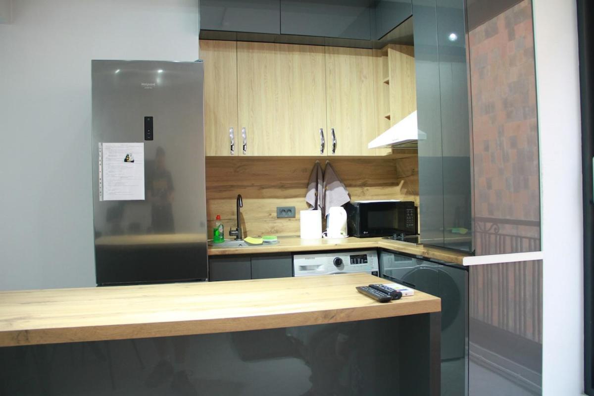 City Center Apartment Ереван Экстерьер фото